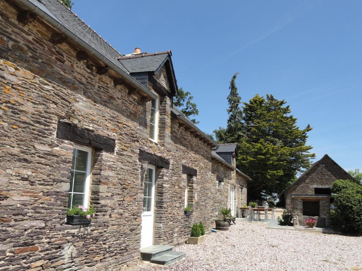 Longere Ville Voisin - Chambre D'Hote Augan Екстер'єр фото