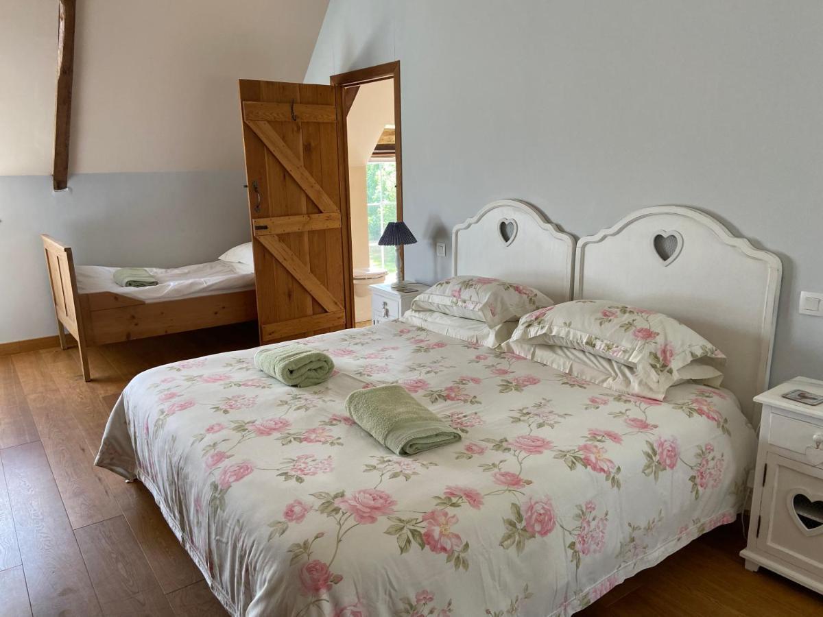 Longere Ville Voisin - Chambre D'Hote Augan Екстер'єр фото