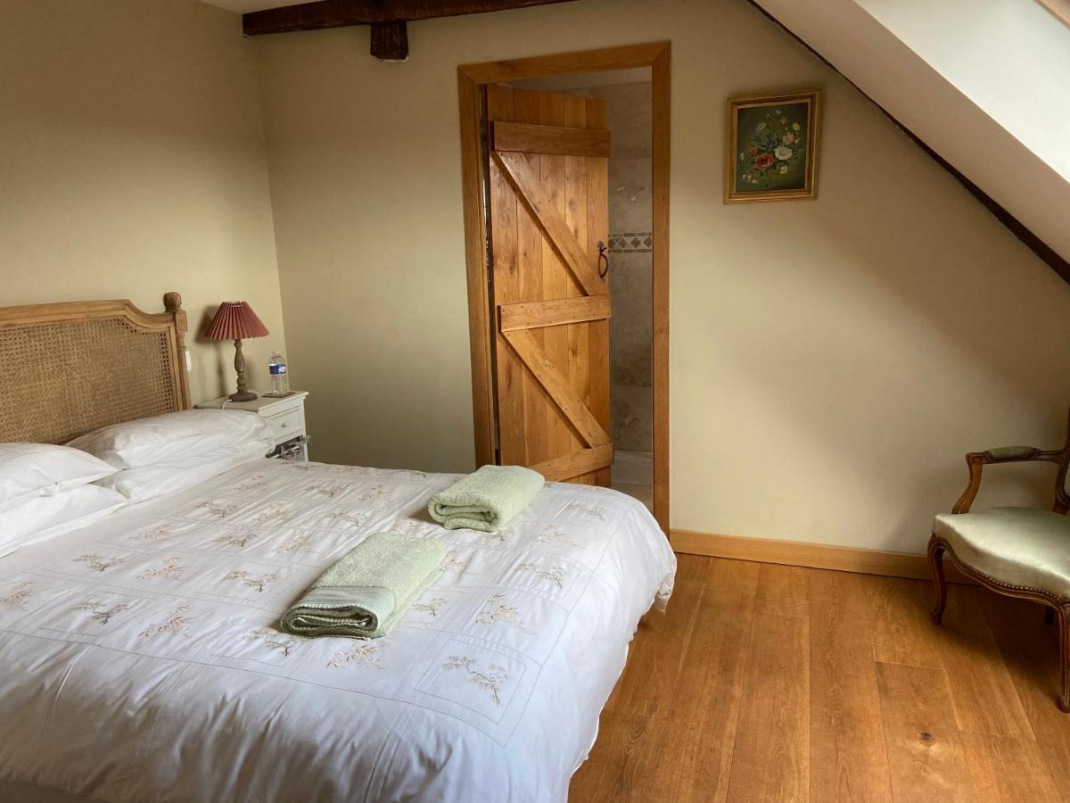 Longere Ville Voisin - Chambre D'Hote Augan Екстер'єр фото
