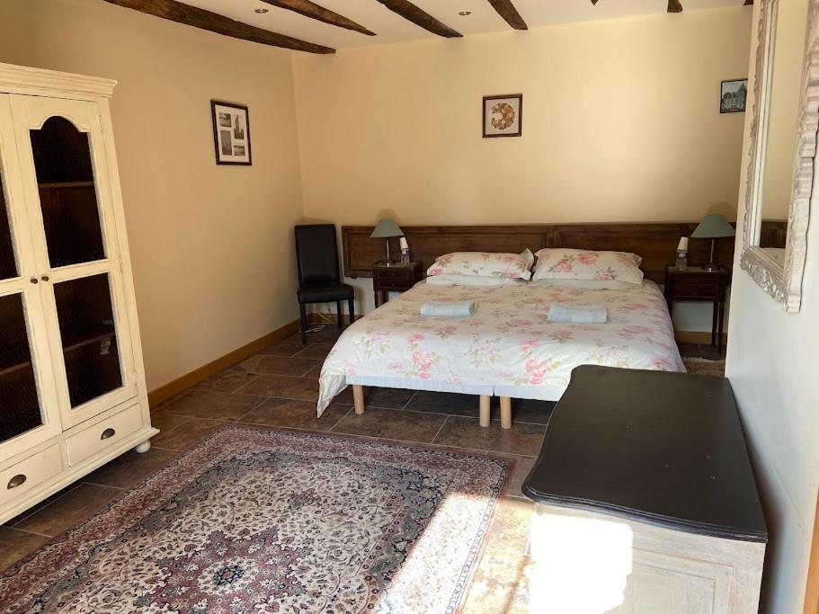 Longere Ville Voisin - Chambre D'Hote Augan Екстер'єр фото